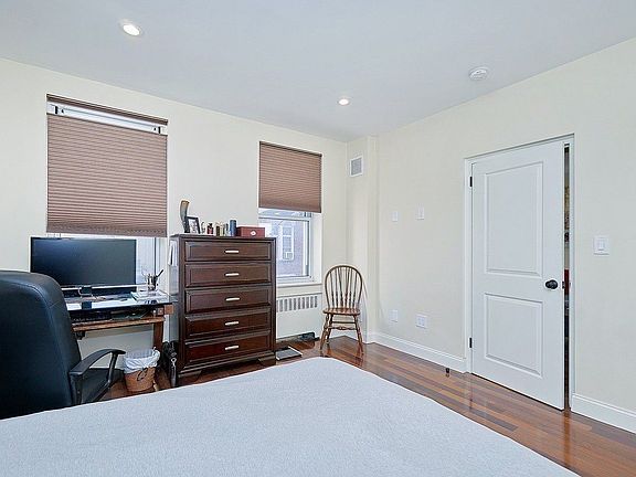 5th image of 103 Saint Marks Pl #2BB