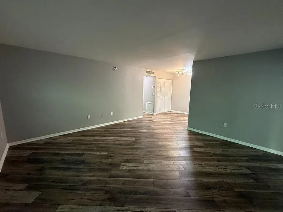 1 bed, 1.0 bath, 679 sqft, $1,295 — Photo 3