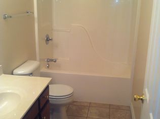 110 W Hillcrest Dr, Springfield, TN 37172