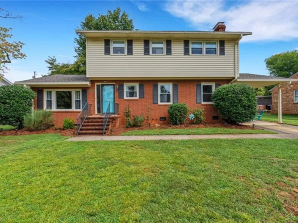 3006 New Hanover Dr, Greensboro, NC 27408