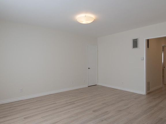 3rd image of 1514 Franklin St APT 4