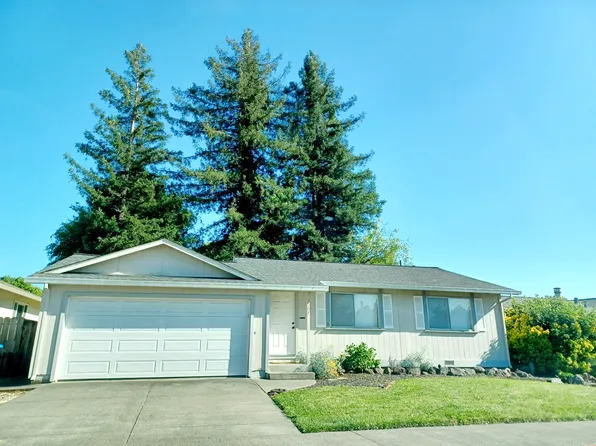 5004 Parkhurst Dr, Santa Rosa, CA 95409