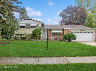 1112 Clark Ln, Des Plaines, IL