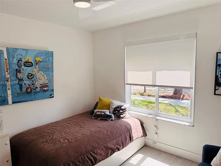 646 Stanton Dr — Photo 25