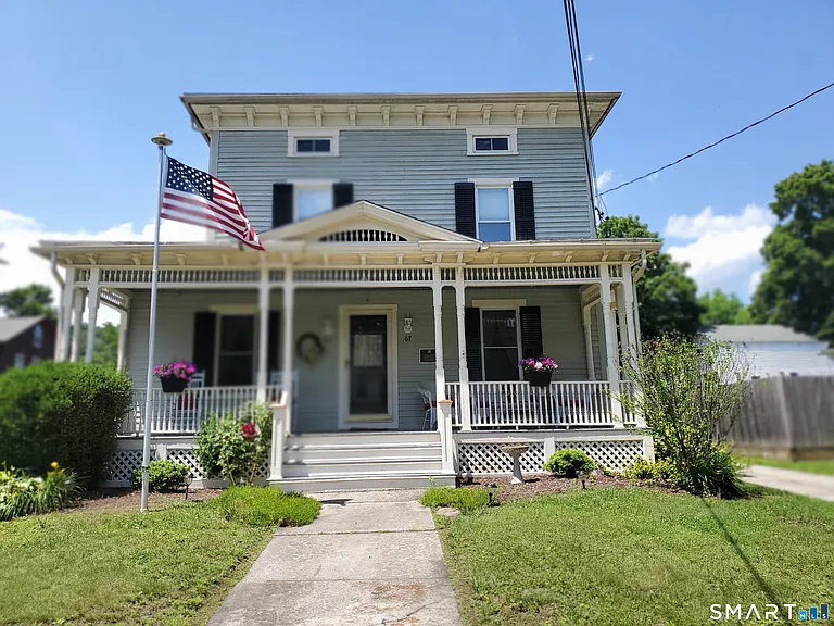 65 Elm St — Photo 1