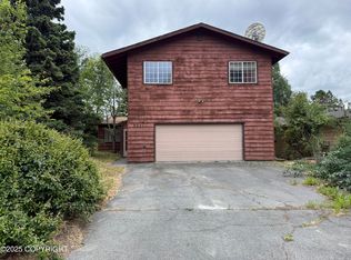 9231 Campbell Terrace Dr, Anchorage, AK 99502