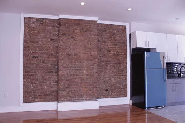 Rented by Bedford Brownstone Realty | media 21