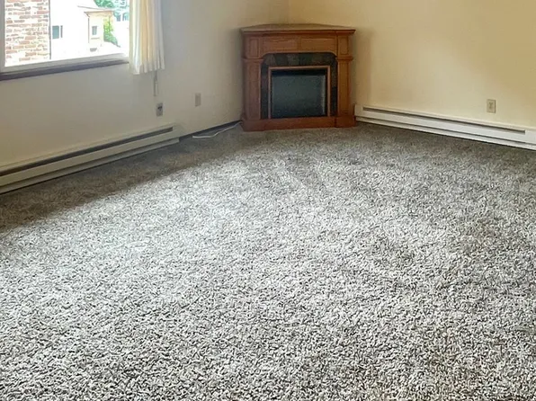 4679-621 3rd Street, 621 3rd St APT 3, Cheney, WA 99004