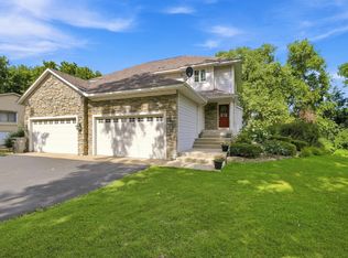 5546 Malibu Dr, Edina, MN 55436