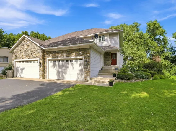 5546 Malibu Dr, Edina, MN 55436