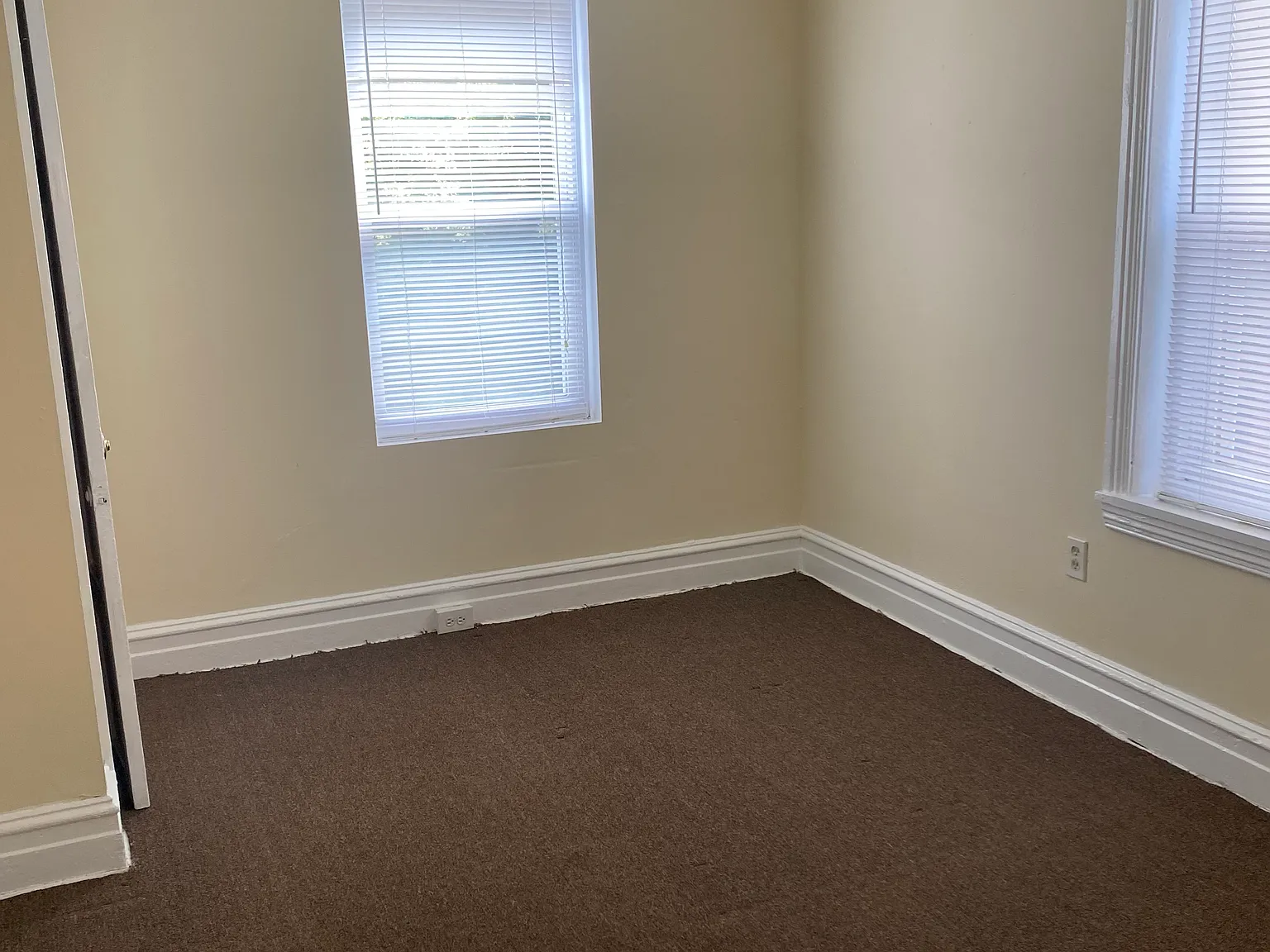 4 bed, 3200 sqft, $3,000 — Photo 4
