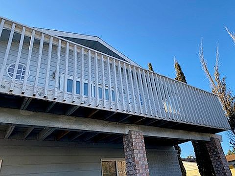 Master bedroom deck
