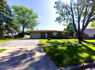 1288 Cherbourg Rd, Lexington, KY 40504