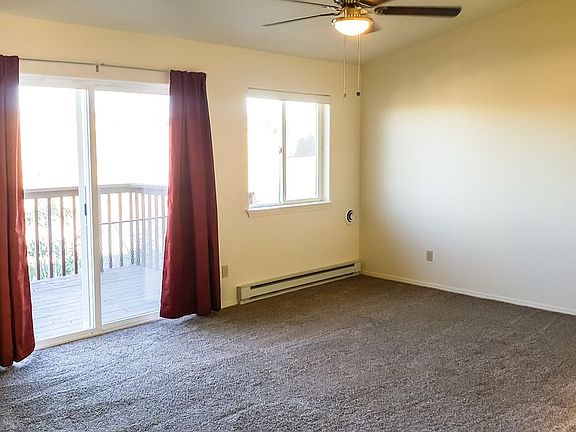2nd image of 1038 W C St APT B
