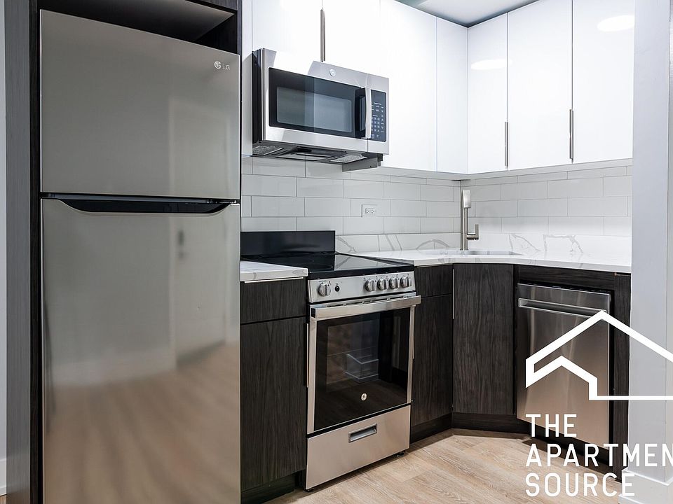 1st image of 6030 N Winthrop Ave #2D