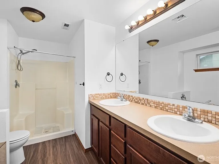 20402 11th Avenue Ct E — Photo 18