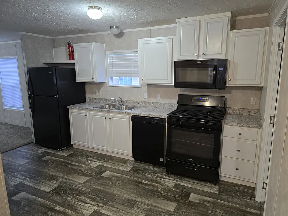 1301 Devils Glen Rd #8