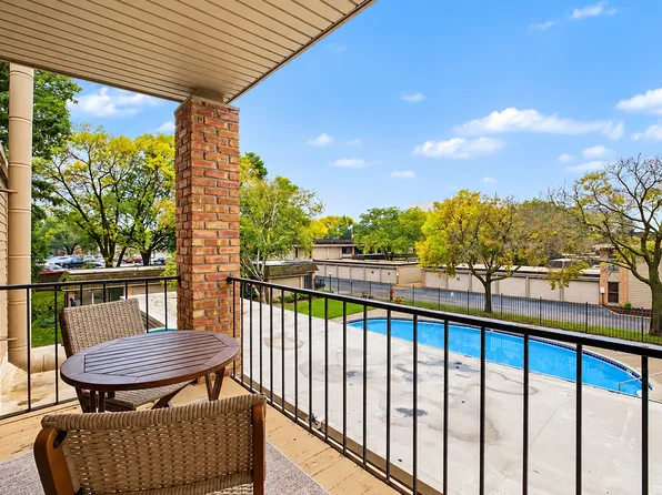 6328 Barrie Rd APT 3M, Edina, MN 55435