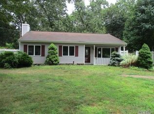 17 Forest Rd, Centereach, NY 11720