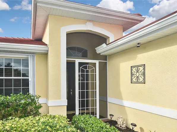 2517 Ashbury Cir, Cape Coral, FL 33991