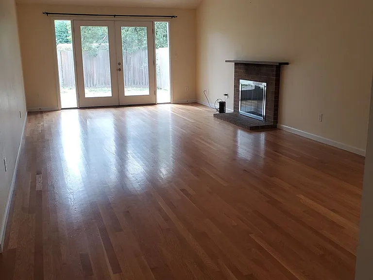 10112 SW Crystal St — Photo 16