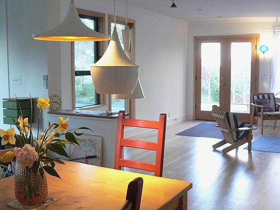 Open layout dining / living