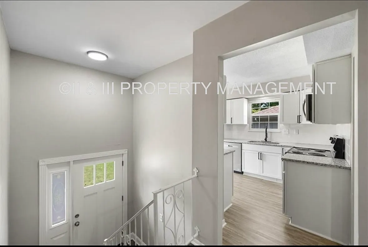 9406 West 83rd Street - 1 — Photo 2