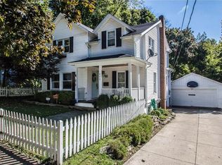 111 Hall St, Chagrin Falls, OH 44022