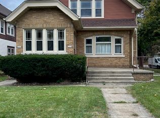 2377 N 67th St, Wauwatosa, WI 53213