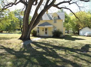 306 N 4th St, Humboldt, KS 66748