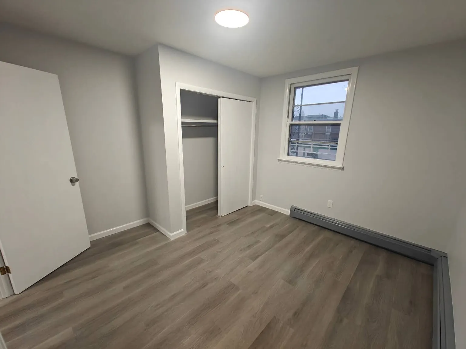 2 bed, 650 sqft, $2,000 — Photo 4