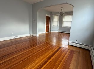 125-127 Whitford Ave #1, Providence, RI 02908