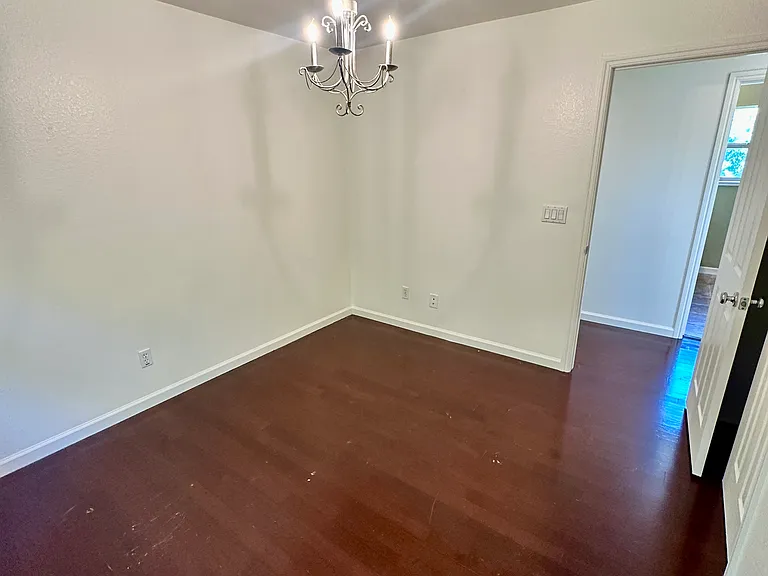 683 Castle Haven Dr — Photo 14