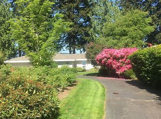 29063 Beach Dr NE, Poulsbo, WA 98370