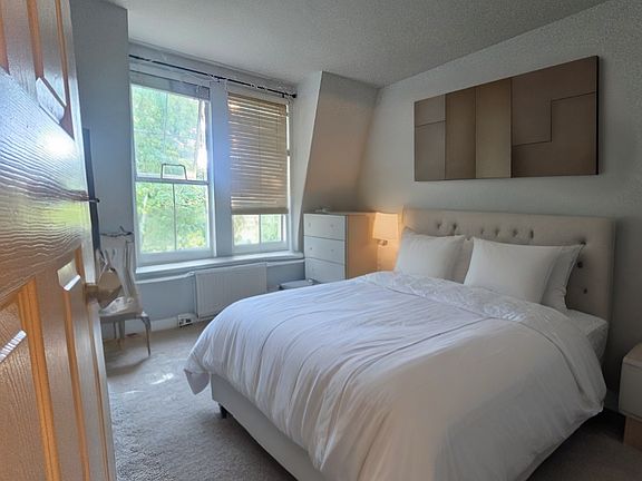 4th image of 295 Schoolhouse St #314