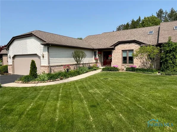 10262 Rue Du Lac Rd, Whitehouse, OH 43571