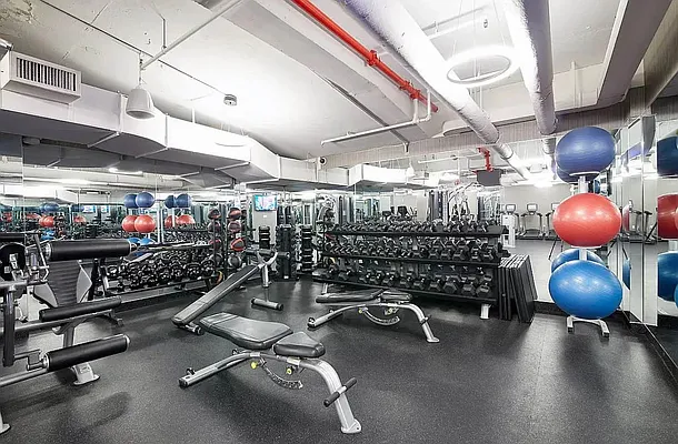 Rented by Manhattan Realty Group | media 7