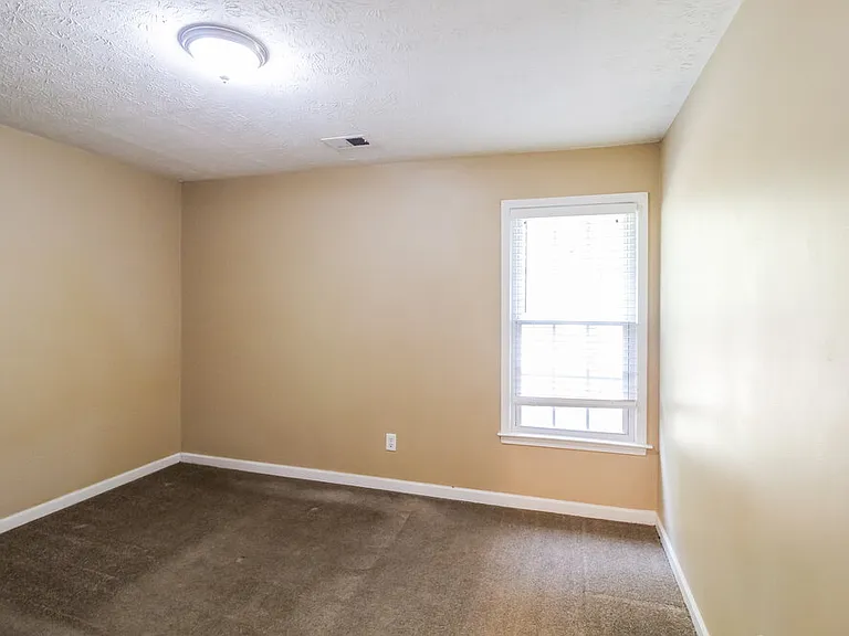 35 Oak View Dr — Photo 14