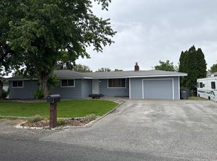 2012 W 12th Ave, Kennewick, WA 99337
