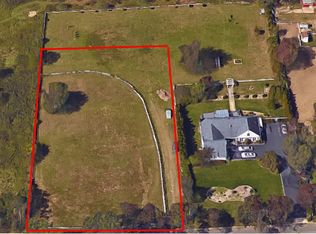 272 Pine Acre Blvd, Huntington Station, NY 11746