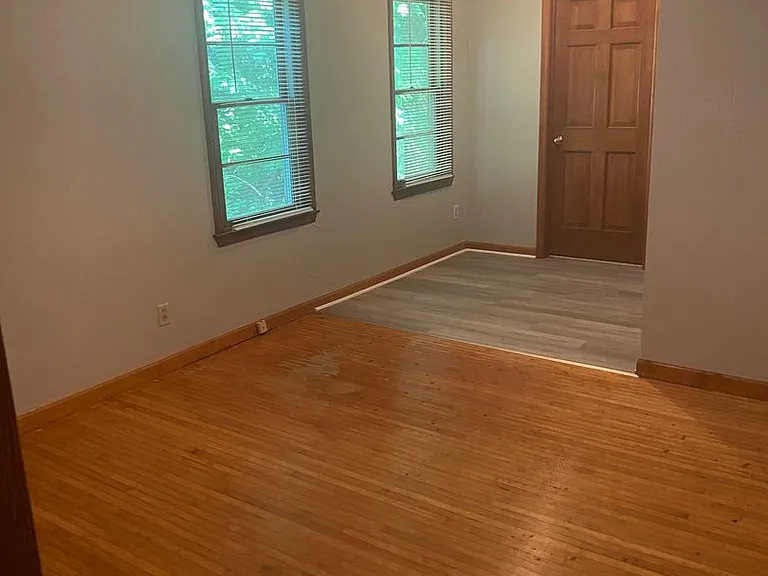 1510 E Matlock Rd — Photo 9