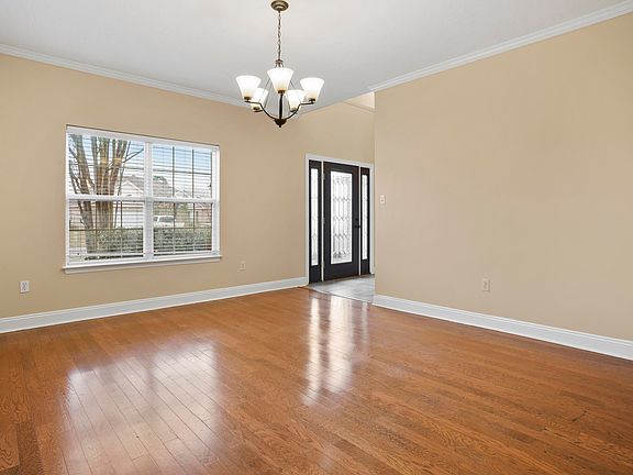 5th image of 3107 Stonewood Dr