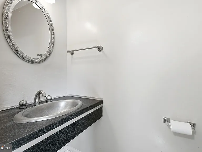 8031 Sleepy View Ln — Photo 13