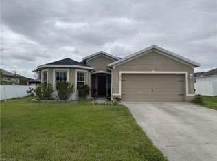 1823 SW 16th Ter, Cape Coral, FL 33991