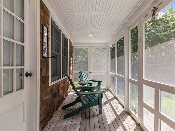2nd image of 21 Hedges Ln