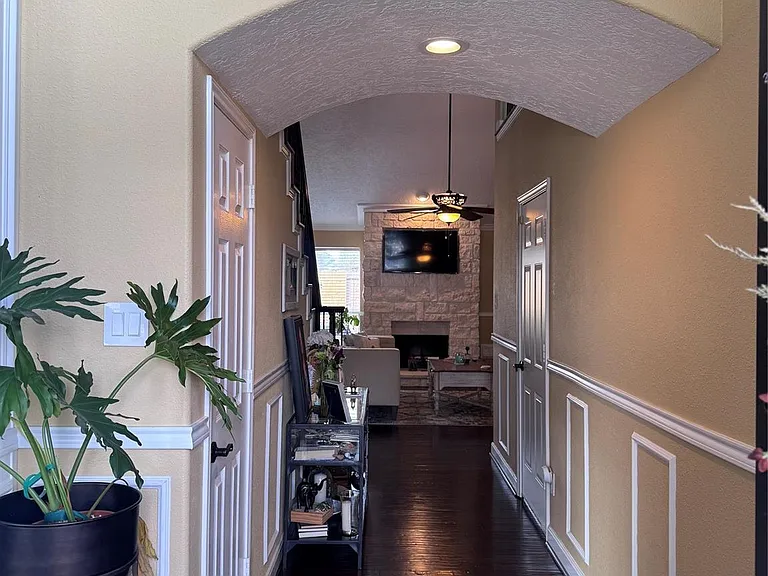2623 Elder Park Ct — Photo 3
