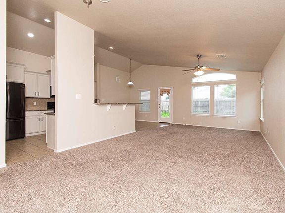 3rd image of 5409 Rimes Ct