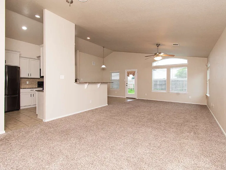 5409 Rimes Ct — Photo 3