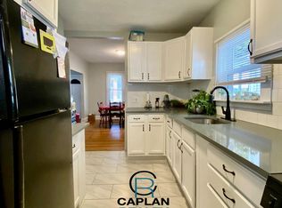 495 Sherman Pkwy #1, New Haven, CT 06511
