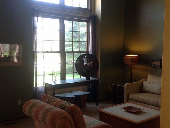 LargeWindows w/NaturalLight